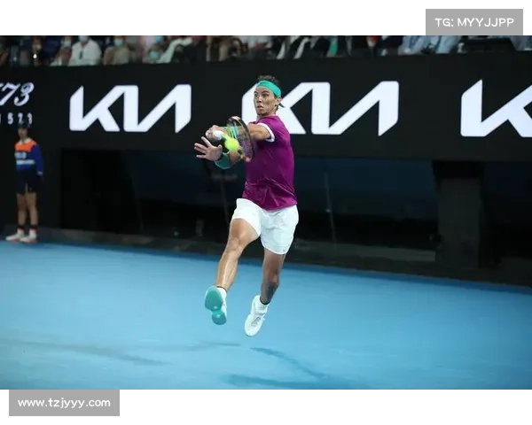 如何在澳门网球名人赛中脱颖而出并成功夺冠的关键策略分析 如何在澳门网球名人赛中脱颖而出并成功夺冠的关键策略分析