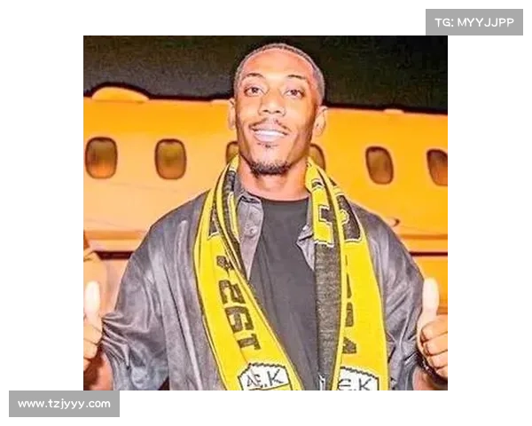 安东尼·马夏尔晒与队友训练视频展现默契配合与积极状态